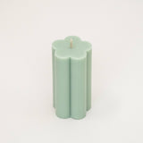 Daisy Pillar Candle